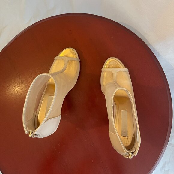 BCBG MAXAZRIA NUDE MESH PEEPTOE ANKLE BOOTIE 9.5 NEW - Picture 7 of 12